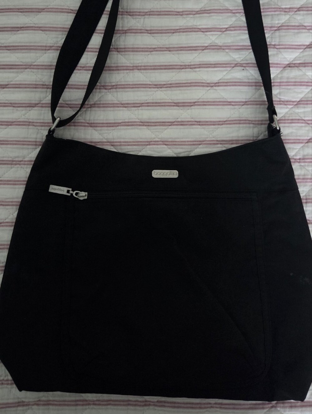 Baggallini Black Crossbody Messenger Bag with Silver Accents